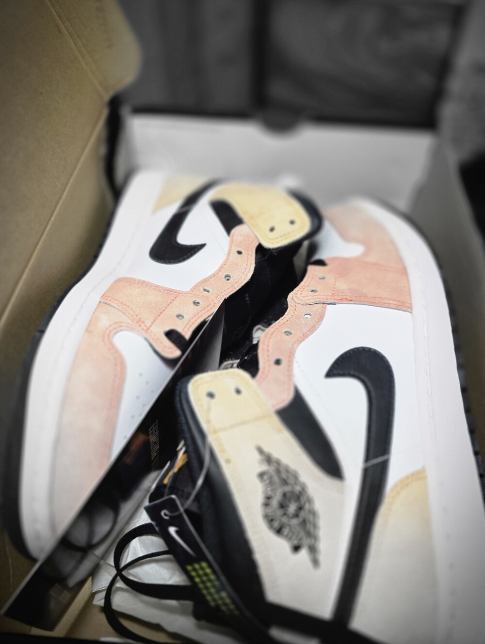 Jordan 1 Mid, Ember/Sundial/White, Size 10m, New. - Picture 9 of 10
